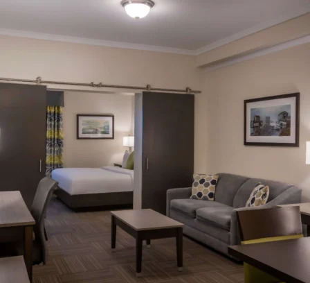 Queen Suite